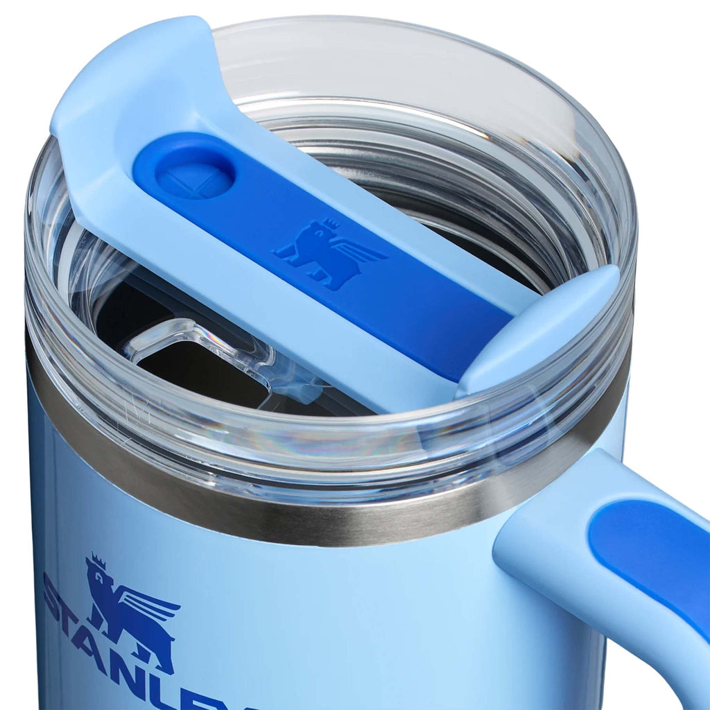 Stanley The 30oz Quencher H2.0 Flowstate? Tumbler in Cornflower Gloss