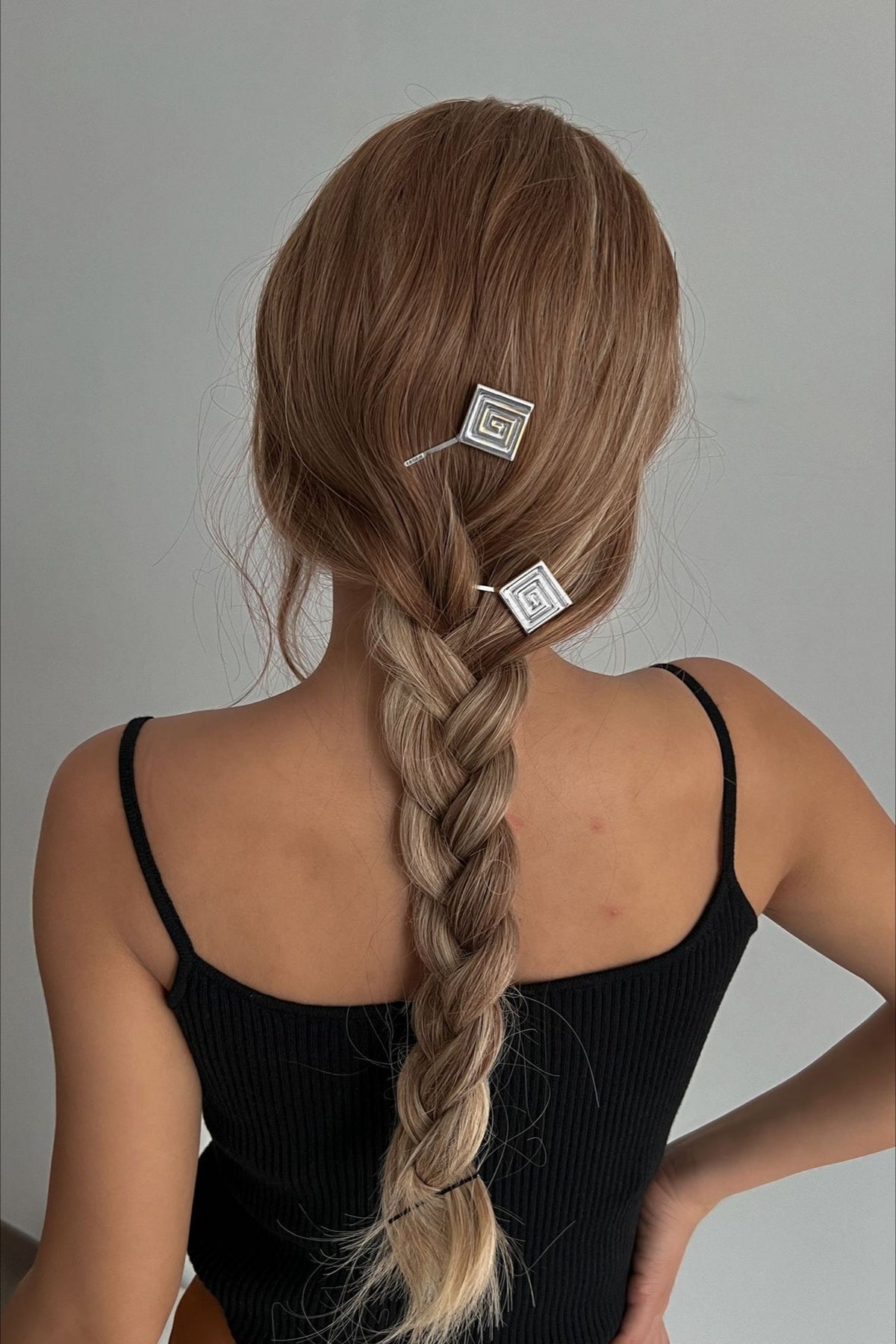 2-Piece Guilloche Design Braid Accent Hairpin Set