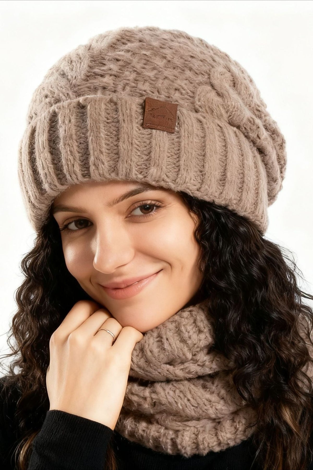 2-Piece Knit Hat And Scarf Set