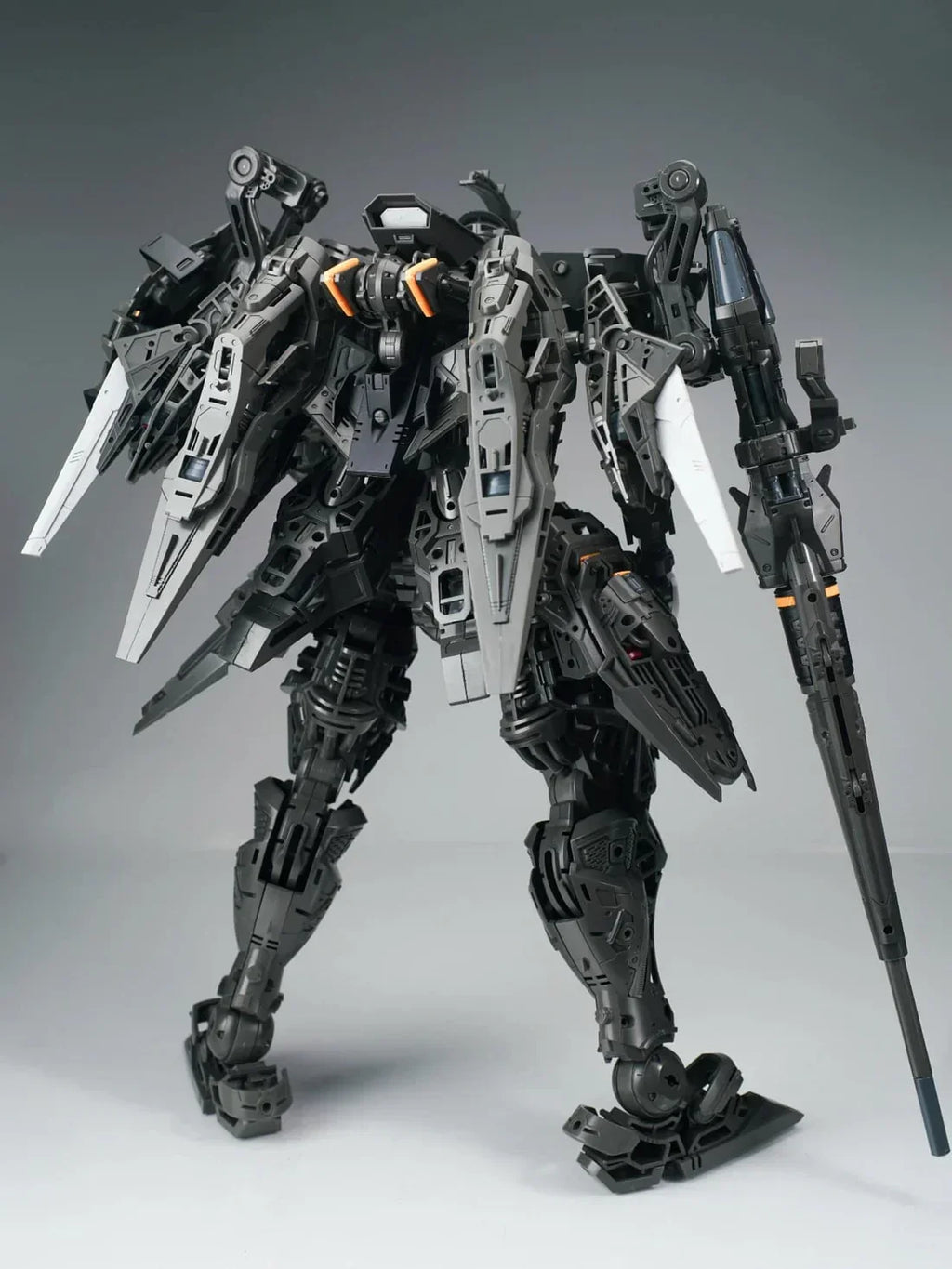 Nilson Works PG 1/60 Monument (Repair Type) Scale Model Kit