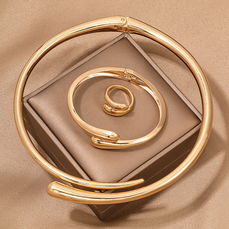 3 Piece Heavy Geometric Bracelet. Ring & Necklace Set
