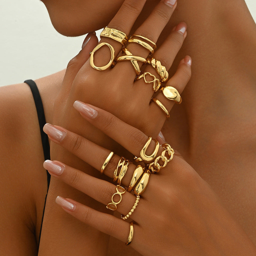 16-Piece Geometric Heart Open Ring Set
