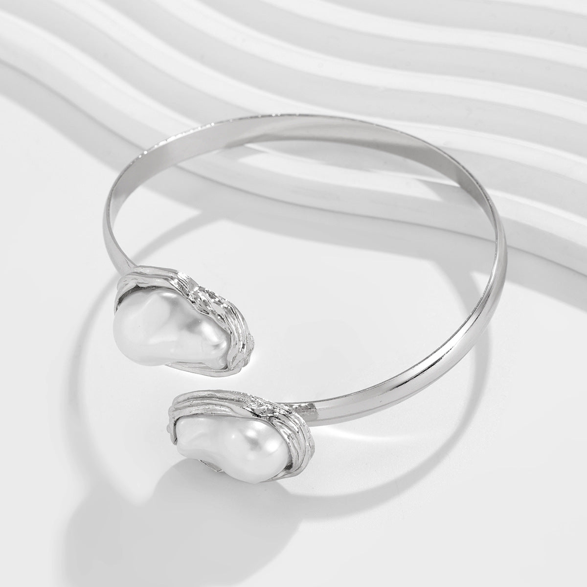 2-Piece Baroque Irregular Pearl Alloy Collar Ring And Bracelet Set