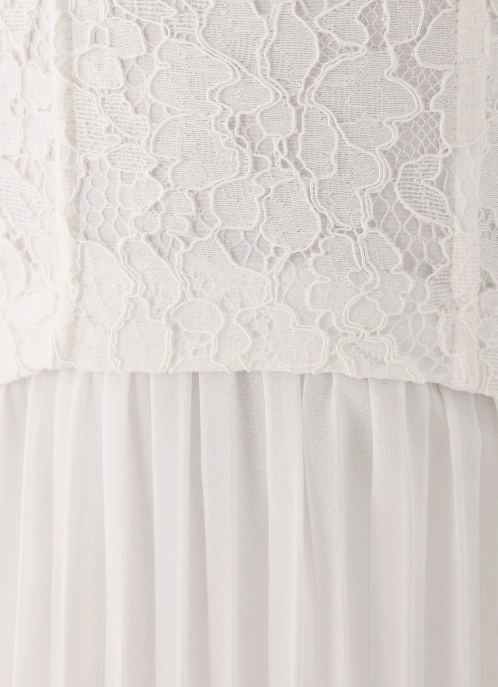 Tunnel Vision Maxi Dress - White